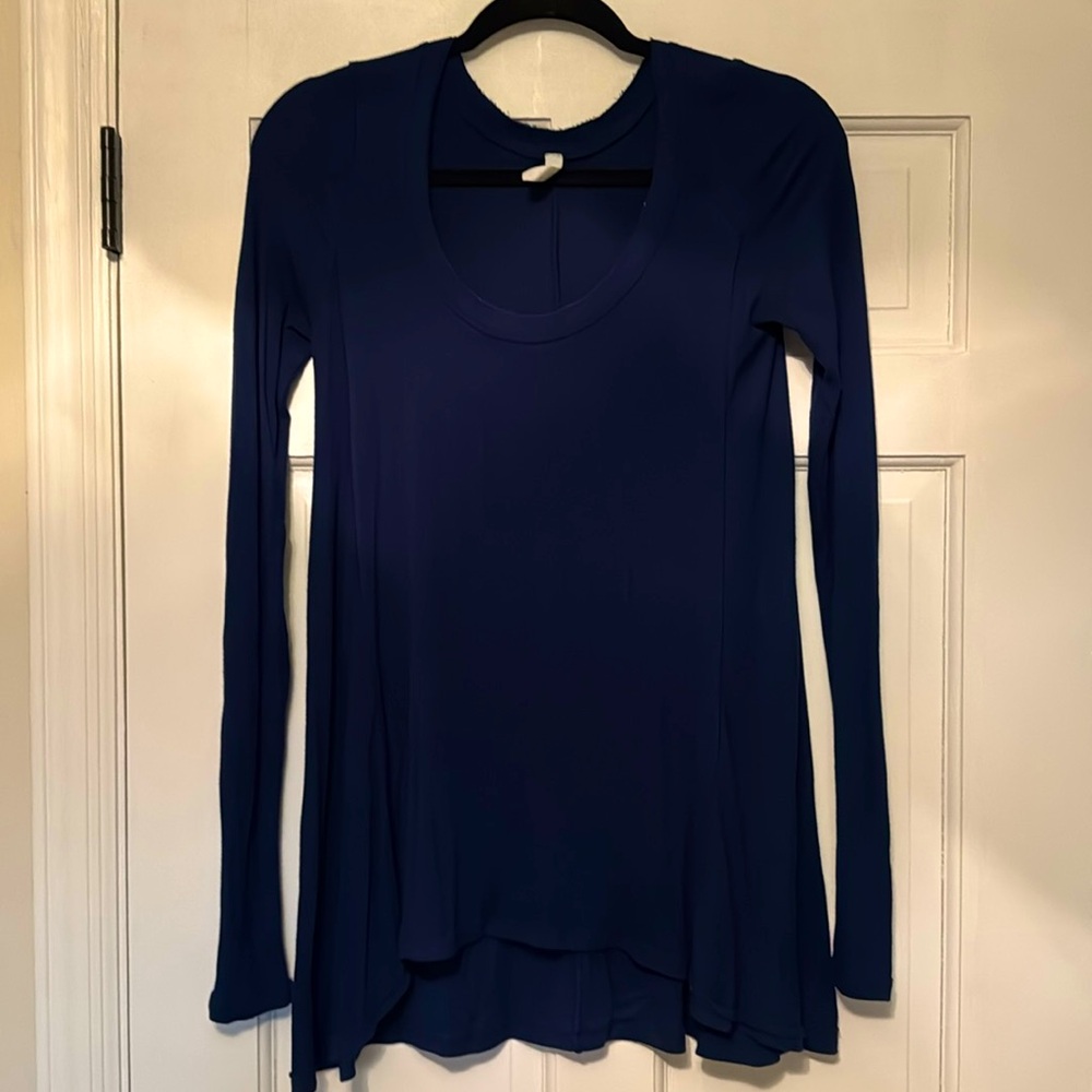 Free People January swing tee, navy blue, size XS
